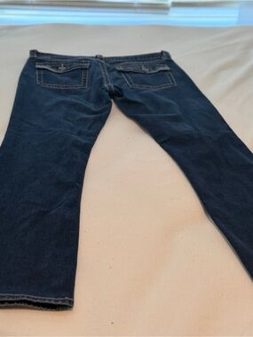 **✨ Victoria's Secret "VS Low 5 Flap" Bootcut Jeans — Size 8 🍑👖**
